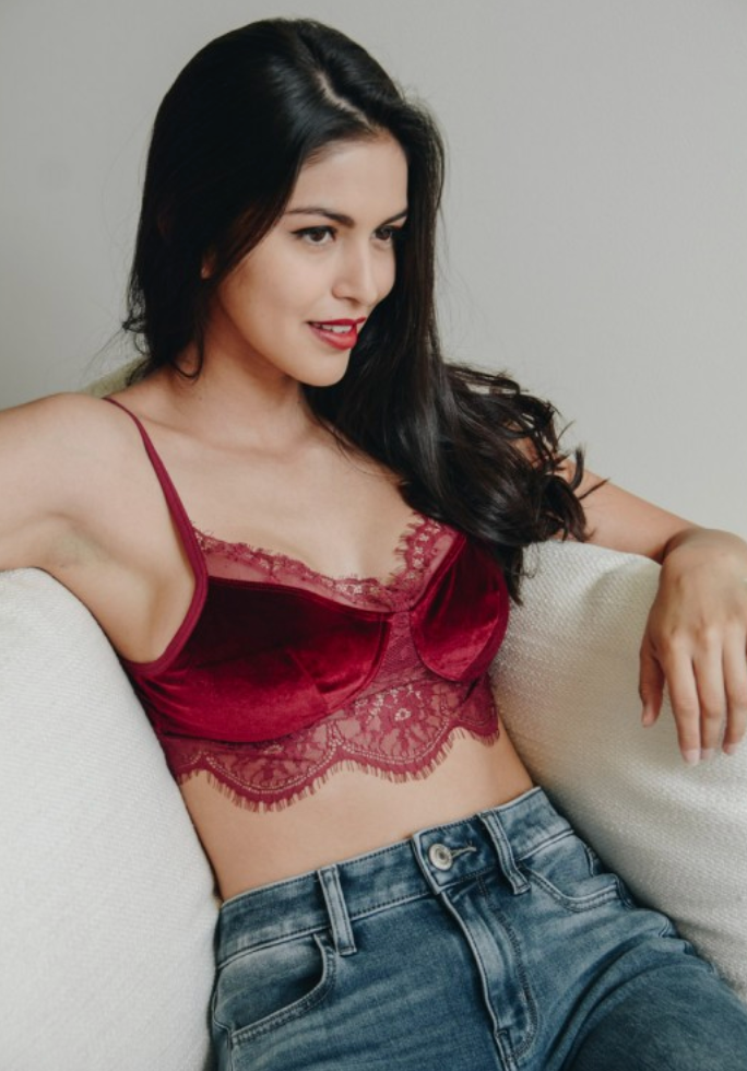 Velvet & Lace